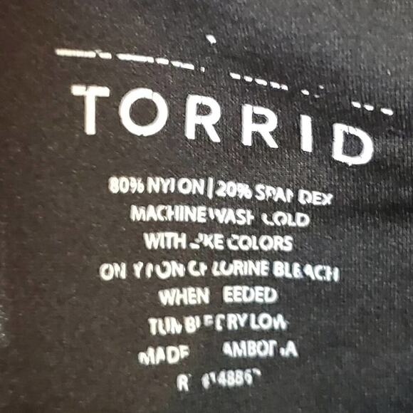 Torrid black stretchy active athletic leggings size 4X - Picture 4 of 4